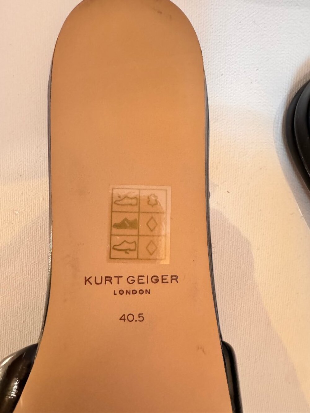 Kurt Geiger Kensington Bow Sandals Patent Leather Sz 9.5 M Eur 40.5 New in box - Picture 5 of 7